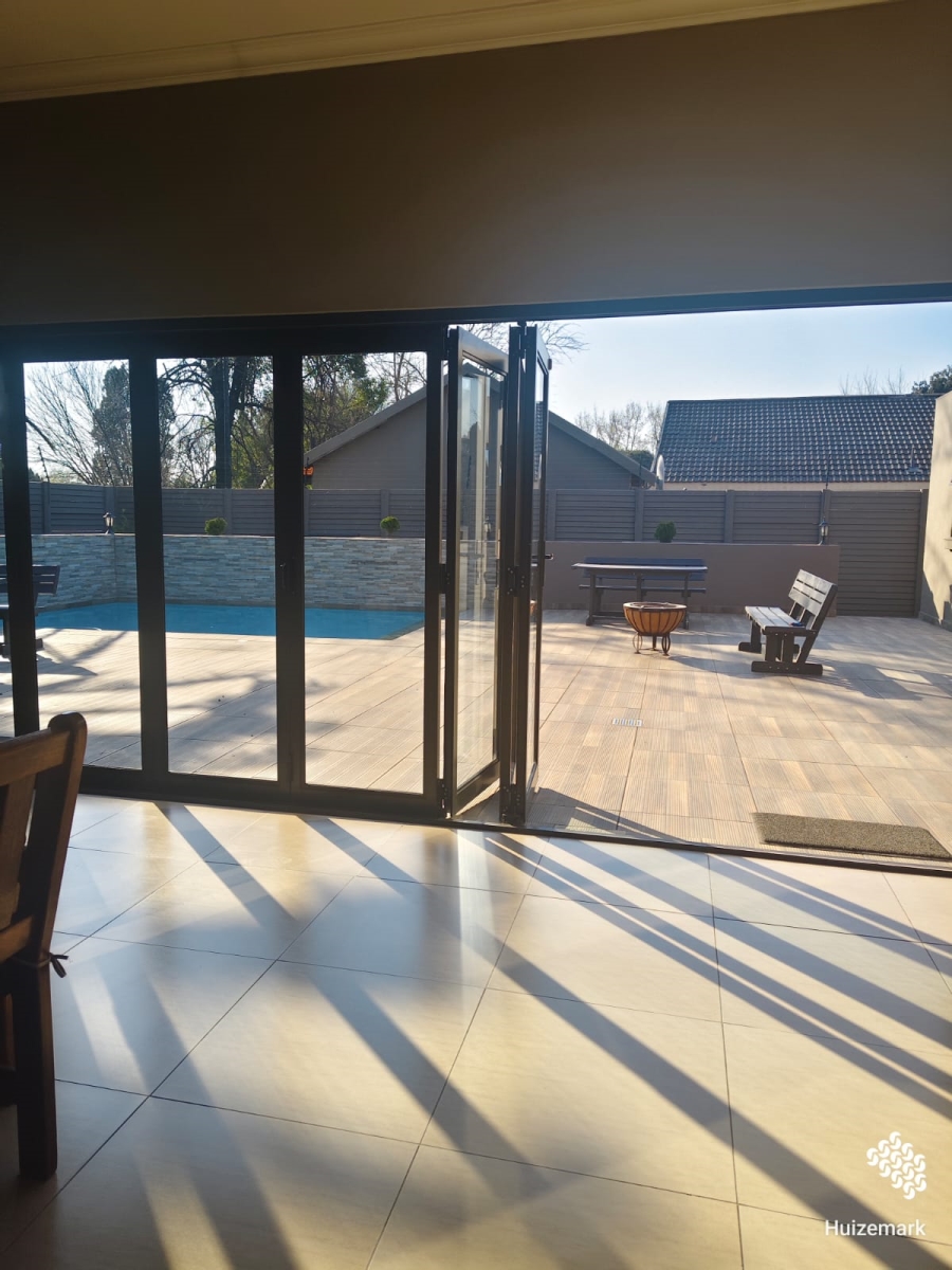 5 Bedroom Property for Sale in Vaalpark Free State